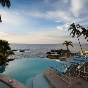 https://casa-karma-boutique-resort.hotelspuertovallarta.org